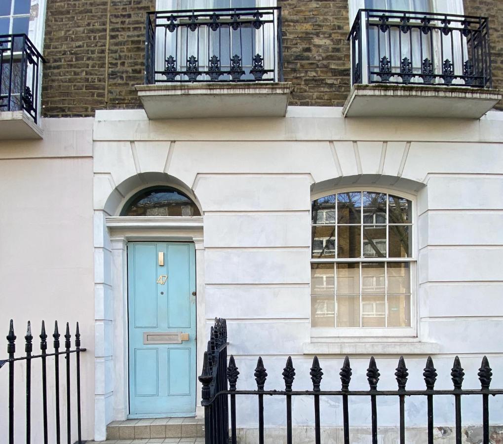 The Blue Door Lejlighed London Eksteriør billede